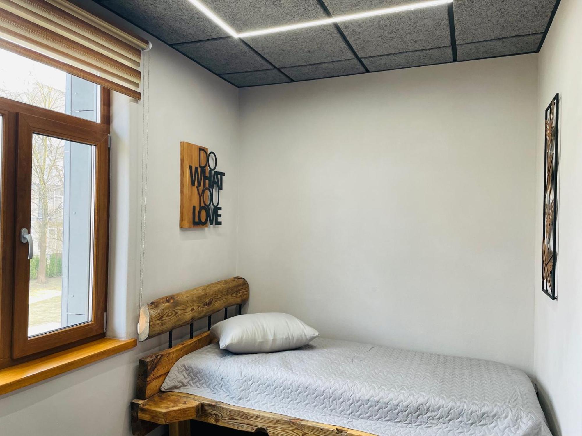 Appartamento Brivibas - West / East, Free Privat Parking, Free Wifi, Self Check-in